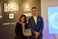 30/09/2022 - Carolina Darias recoge el premio ADSLZone 2022 a la mejor estrategia de comunicación en redes otorgado al Ministerio de Sanidad